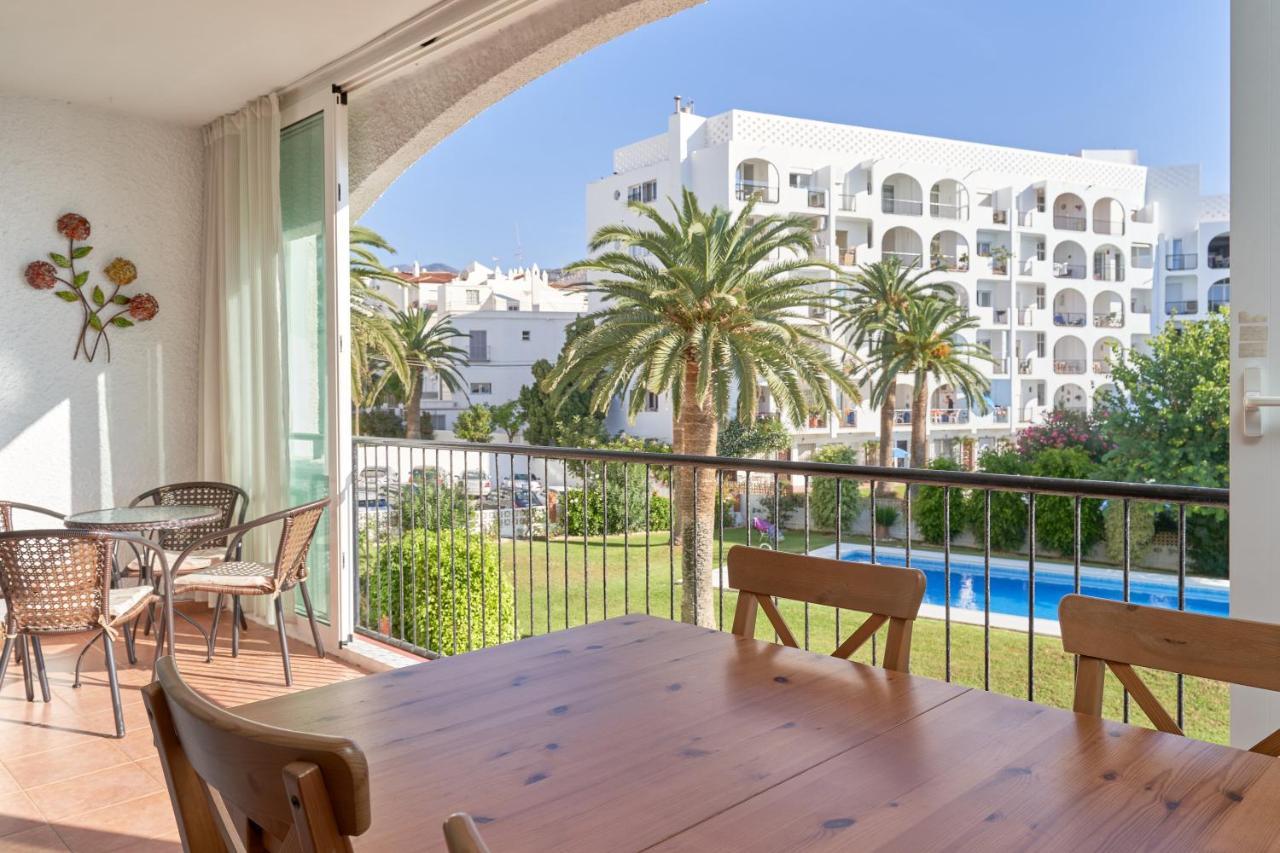 Carabeo 23- Acceso A La Playa Appartement Nerja Buitenkant foto