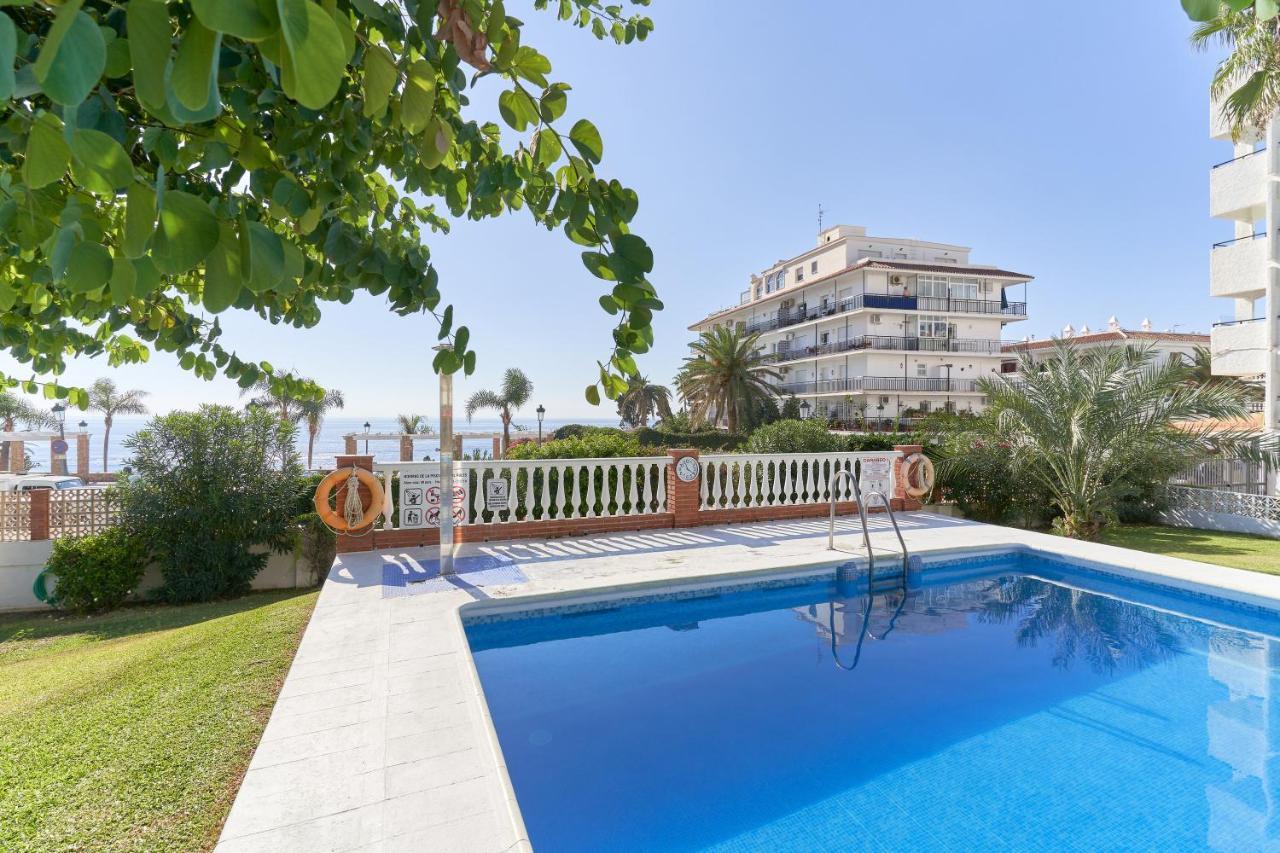 Carabeo 23- Acceso A La Playa Appartement Nerja Buitenkant foto