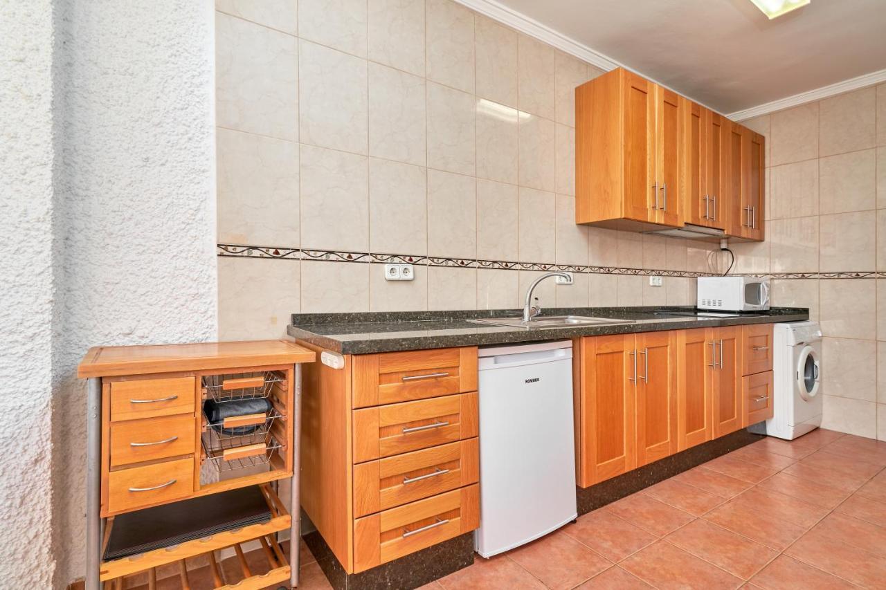 Carabeo 23- Acceso A La Playa Appartement Nerja Buitenkant foto